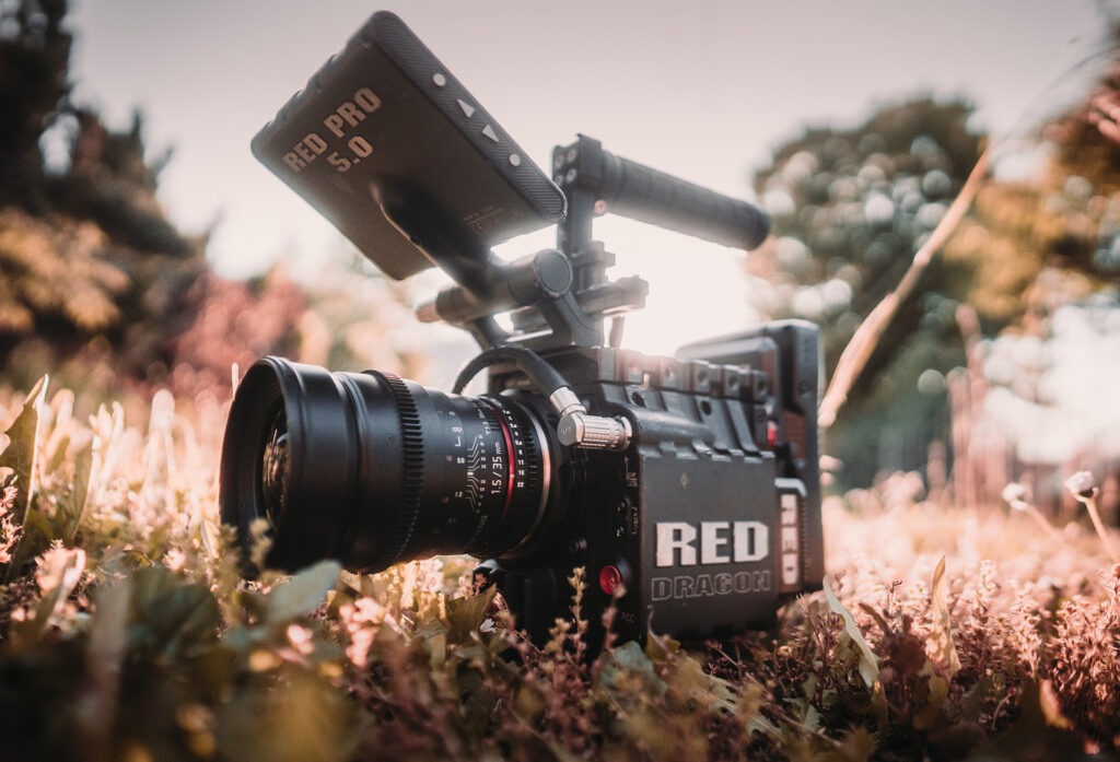 Service red camera